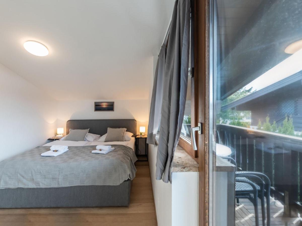 Apartment Alpenchalets - Zse203 By Interhome Zell am See Exterior photo
